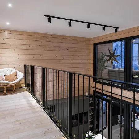 Log Modern Interior بيت للعطل *