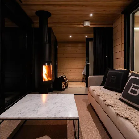 Log Modern Interior * Ροβανιέμι
