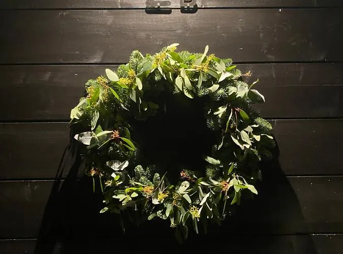 Log Modern Interior * روفانييمي