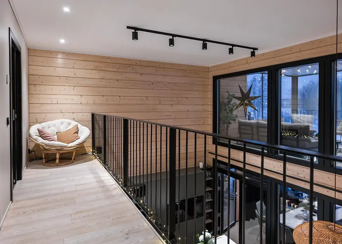 Log Modern Interior بيت للعطل *