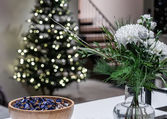 Log Modern Interior بيت للعطل